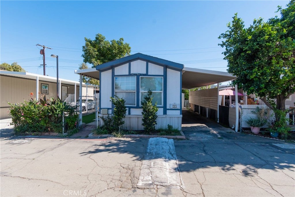 1461 W Mission 53