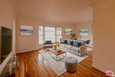 Photo of 5324 Vantage Avenue #4, Valley Village, CA 91607 (MLS # 26664303)