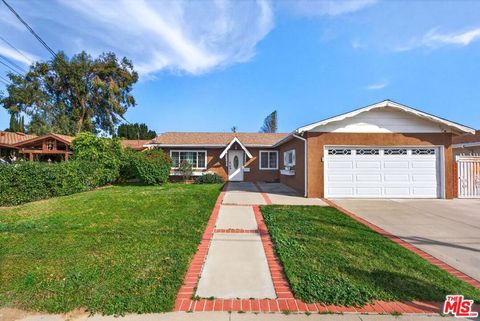 Photo of 10442 Alabama Avenue, Chatsworth, CA 91311 (MLS # 26649741)