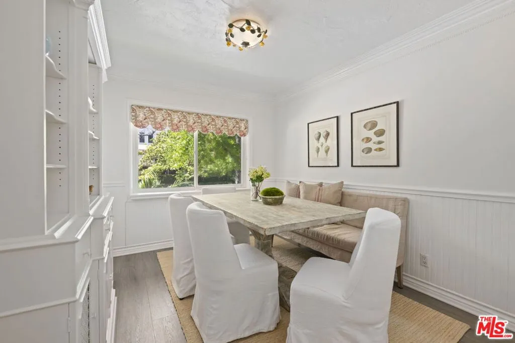 Los Angeles, California 90024, United States, 5 Bedrooms Bedrooms, ,4 BathroomsBathrooms,Residential,Active,173969