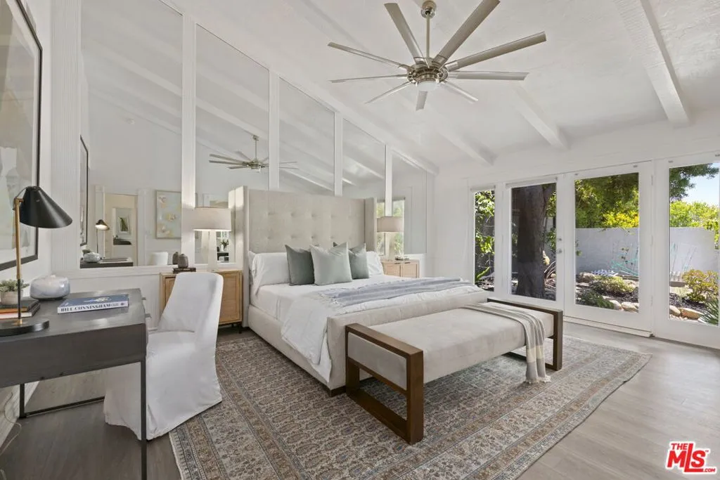 Los Angeles, California 90024, United States, 5 Bedrooms Bedrooms, ,4 BathroomsBathrooms,Residential,Active,173969