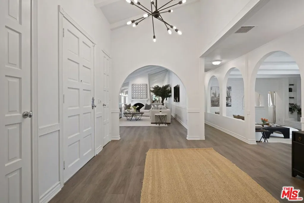 Los Angeles, California 90024, United States, 5 Bedrooms Bedrooms, ,4 BathroomsBathrooms,Residential,Active,173969