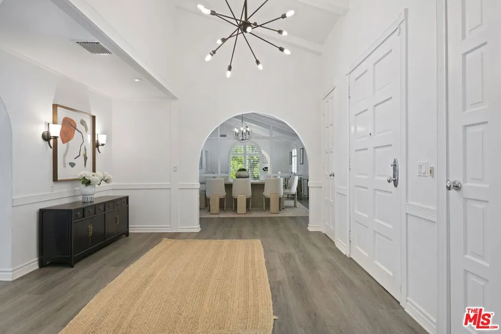 Los Angeles, California 90024, United States, 5 Bedrooms Bedrooms, ,4 BathroomsBathrooms,Residential,Active,173969