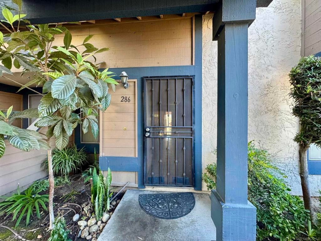 1570 Oro Vista Rd. 286