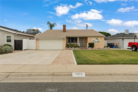 Photo of 4213 Chatwin Ave, Lakewood, CA 90713 (MLS # PW26085316)