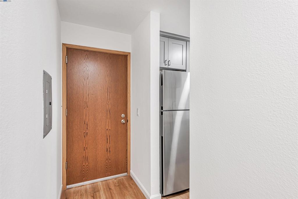 HAYWARD - Residential