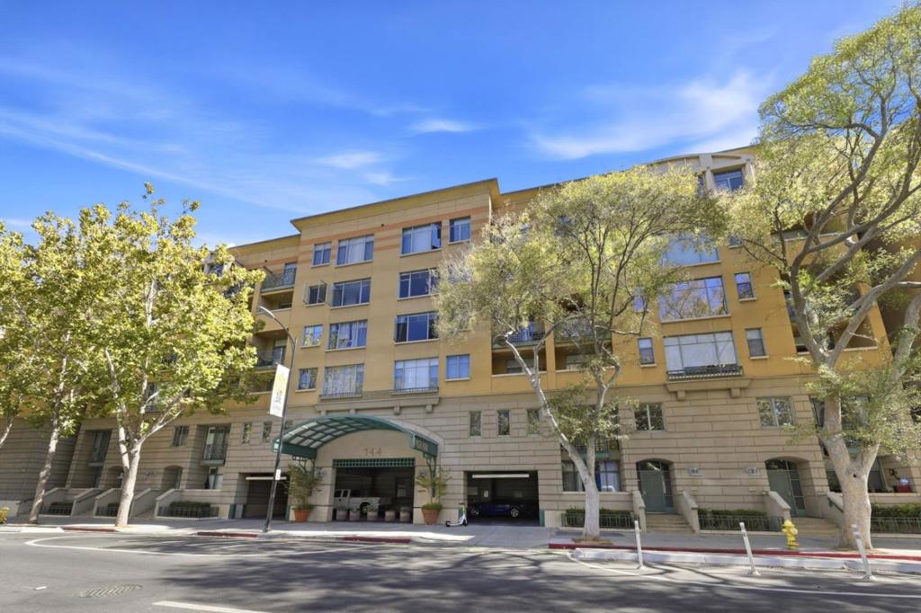 144 S 3rd Street 402