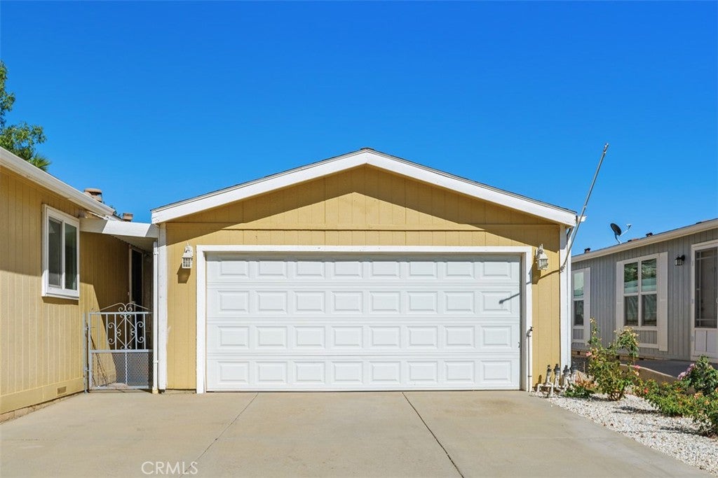 10961 Desert Lawn Dr 70