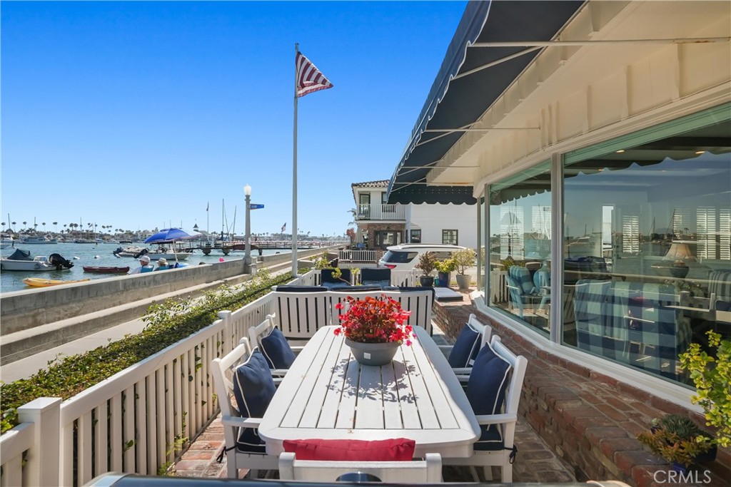 700 S Bay Front