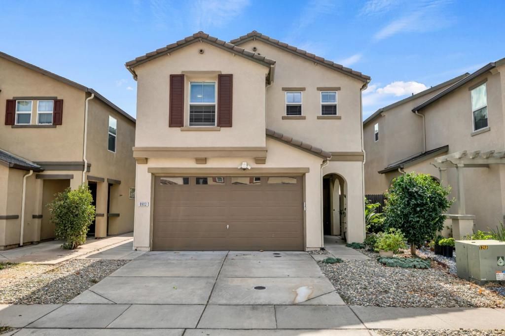 Photo of 8902 Cobble Crest Drive, Sacramento, CA 95829 (MLS # ML82024617)