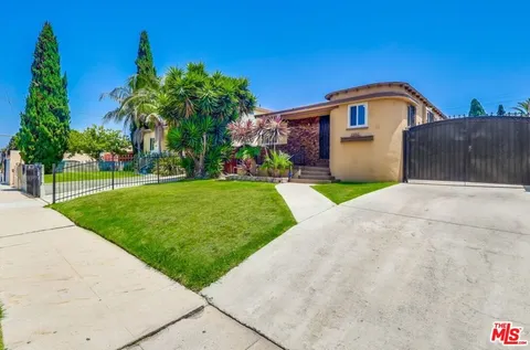 7220 10th Avenue, Los Angeles, CA 90043 - MLS#: 25568247
