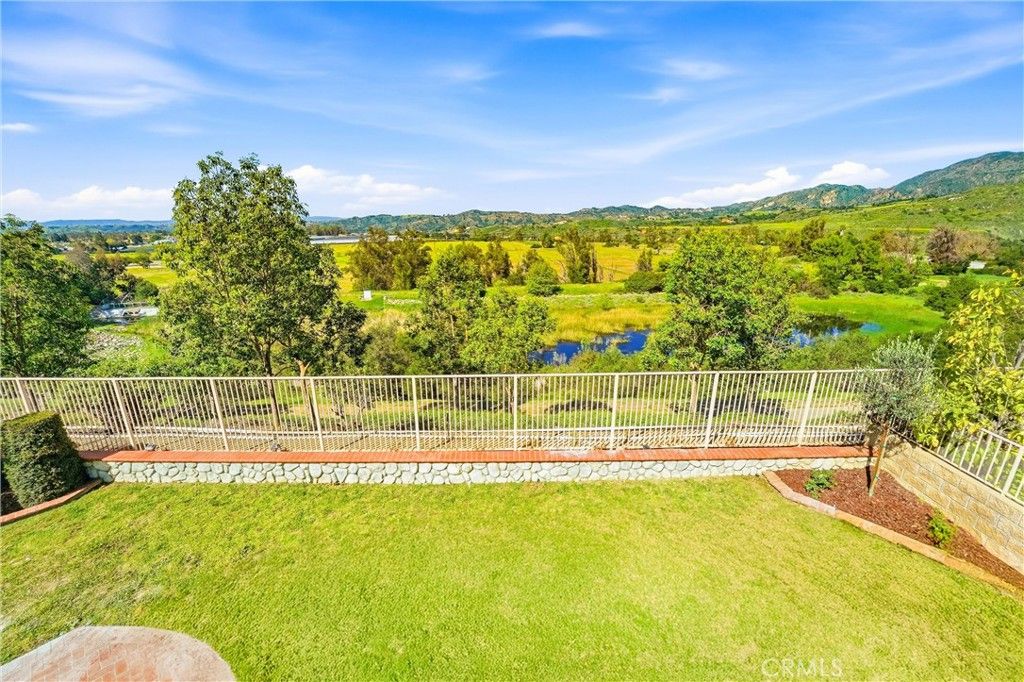 Photo of 20711 Shadow Rock Ln, Trabuco Canyon, CA 92679 (MLS # OC26055586)