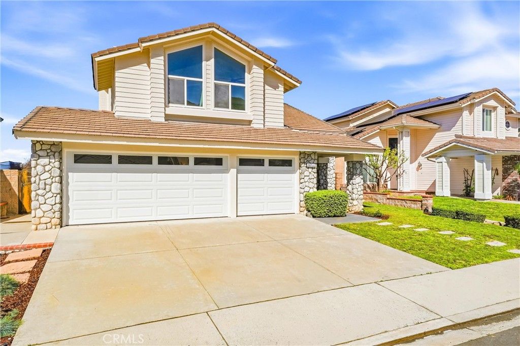 Photo of 20711 Shadow Rock Ln, Trabuco Canyon, CA 92679 (MLS # OC26055586)