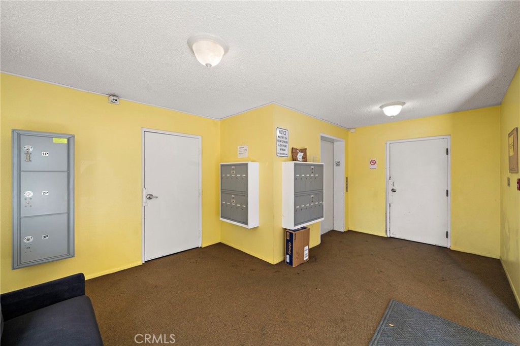 1100 Newport Avenue 404