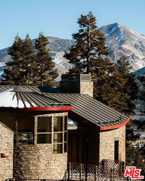 37 Bridges Lane Mammoth Lakes CA 93546