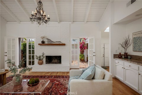 Photo of 1901 Oak Avenue, Manhattan Beach, CA 90266 (MLS # SB26115501)