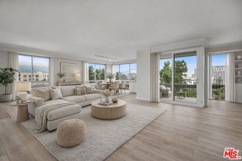 Photo of 320 N Maple Drive #PH-605, Beverly Hills, CA 90210 (MLS # 26642755)