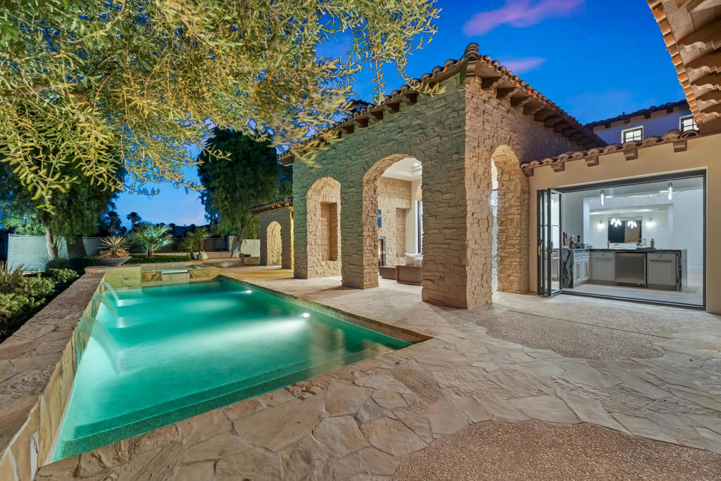 The Hideaway - Residential