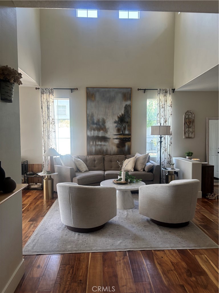 43391 Calle Carabana