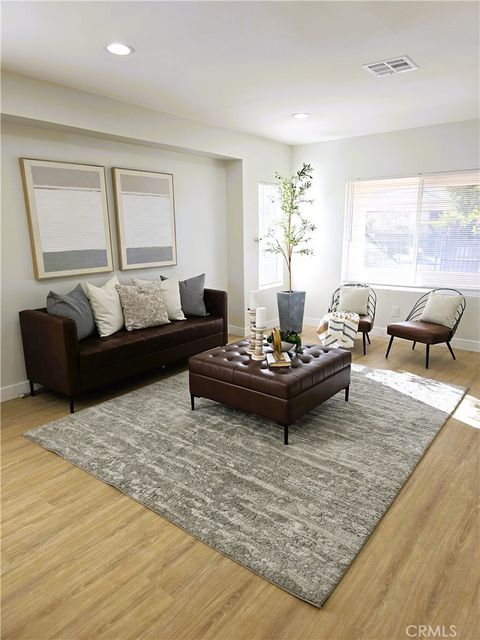 7040 3rd Avenue Los Angeles CA 90043