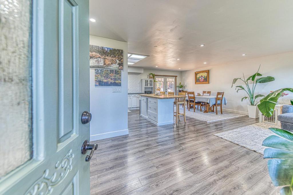 15815 Verde Drive