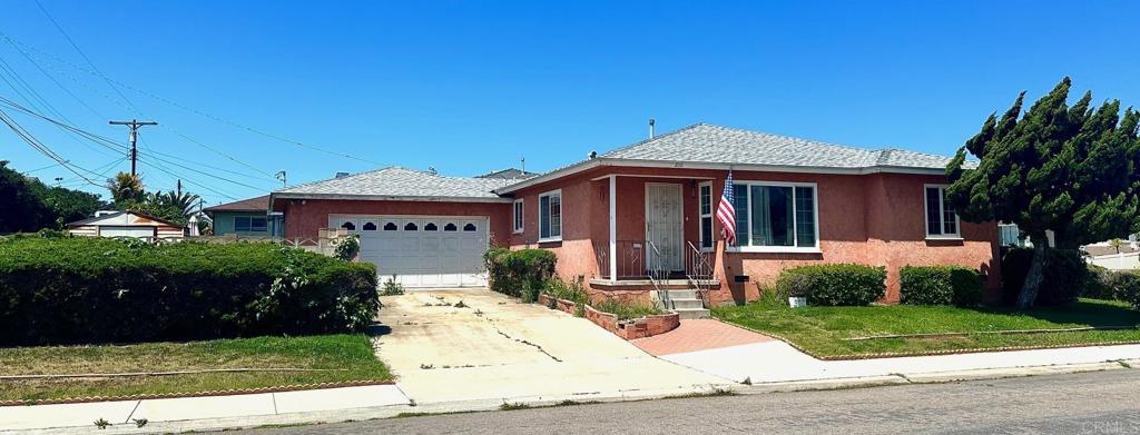 810 Corvina Street