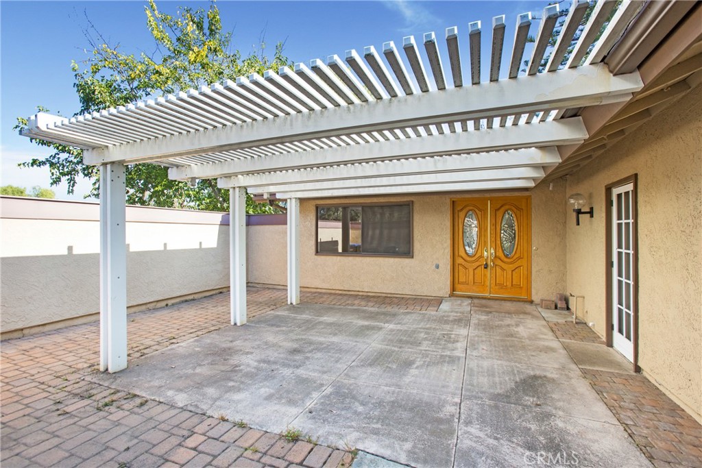 5058 Avenida Del Sol