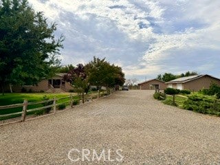 609 S Miller