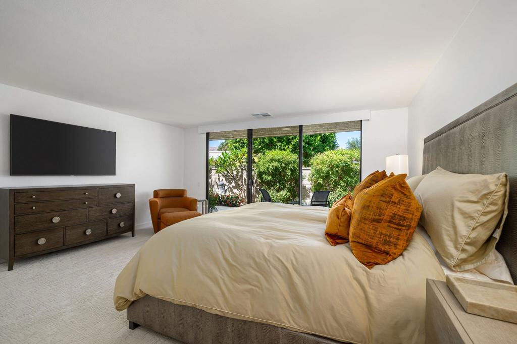 The Springs C.C. - Residential