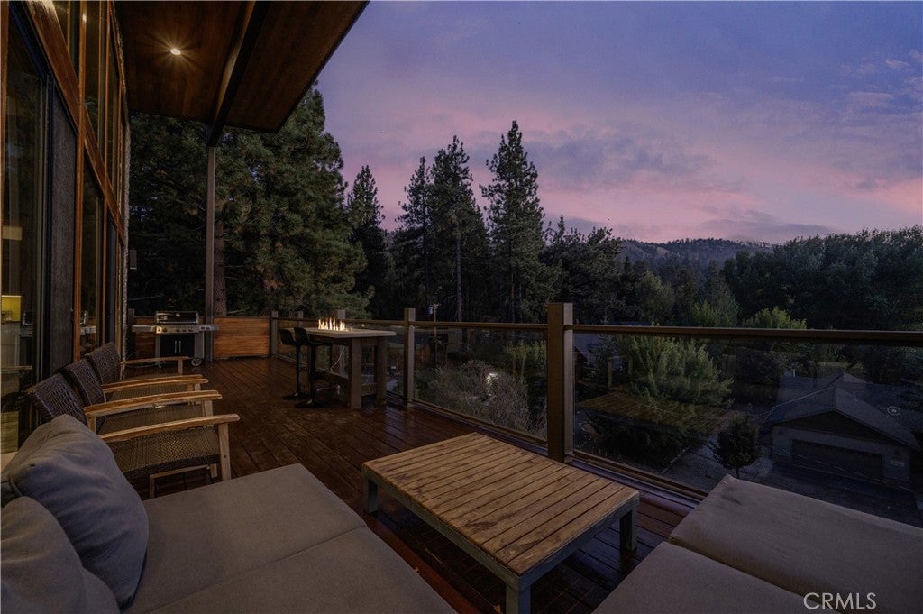 43669 Ridge Crest