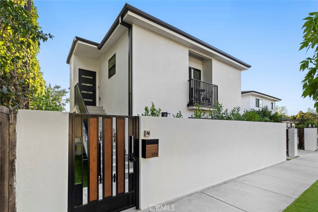 Properties 2 436 Cornell Drive