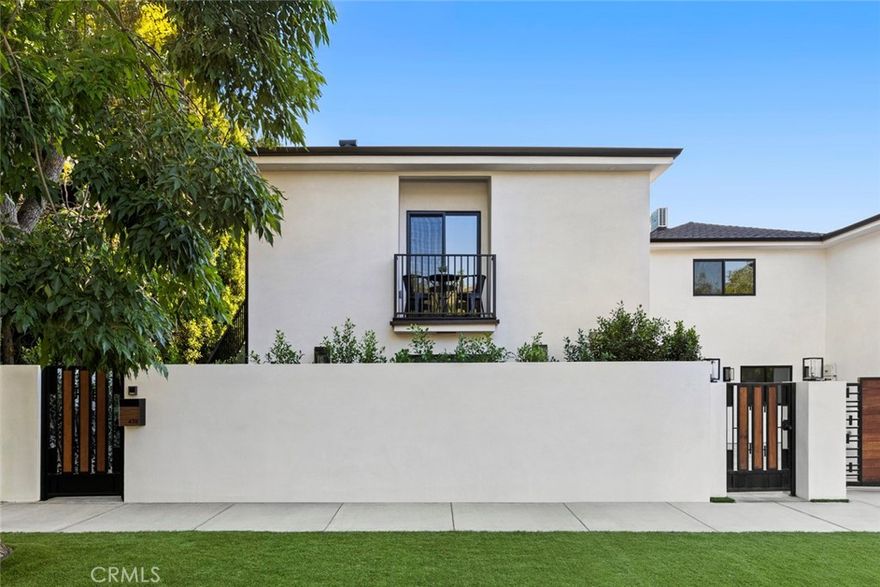 Fully Furnished * Brand New ADU * 436 Cornell Dr. Burbank * Quality Built * 2 Bedrooms / 2 Bathrooms * 1,000sqft * Open Floor Plan * High Ceilings * Large Kitchen With A Center Island * All Appliances Included * Laminate Floors * Recessed Lighting * Central A/C & Heat * Laundry Inside * Private Patio * Water Included * Tenant Pays Gas & Power * Includes Solar Panels * No Pets * Street Parking *