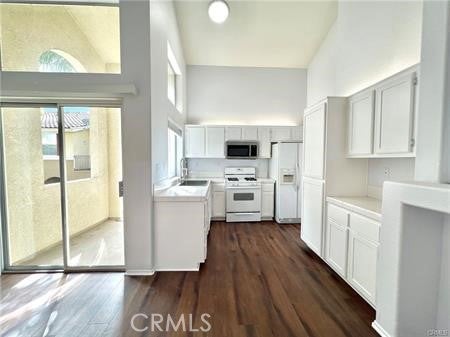 1307 Elmhurst
