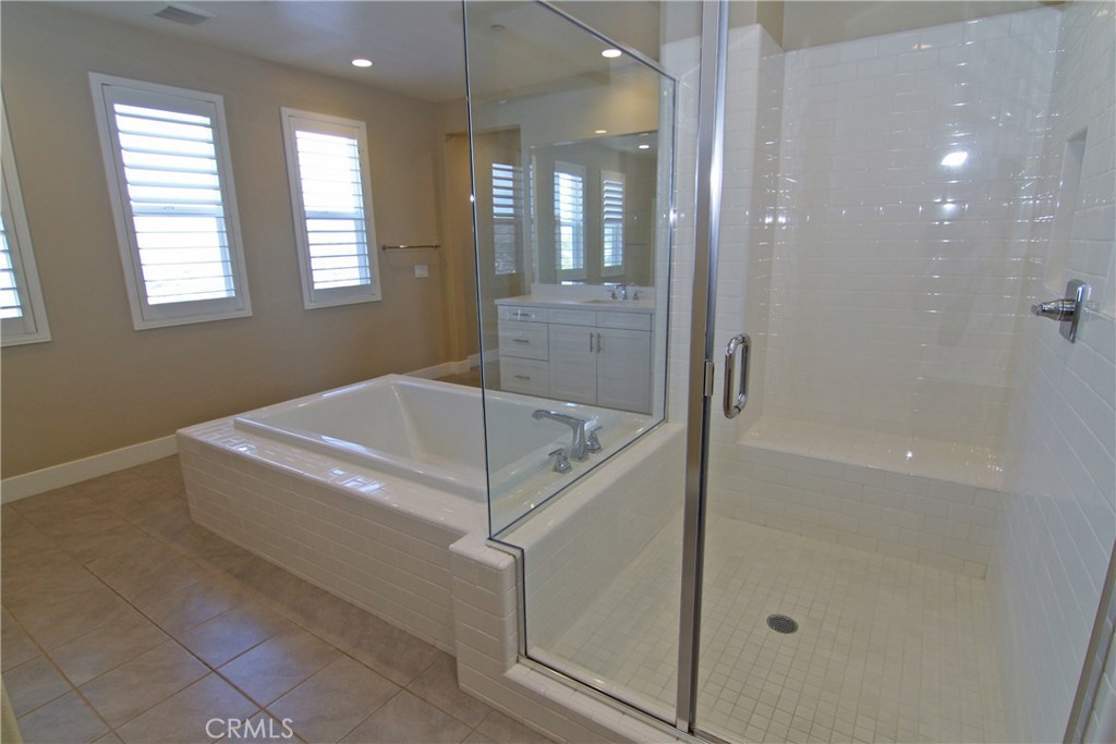 Cresta (CRSTA) - Residential