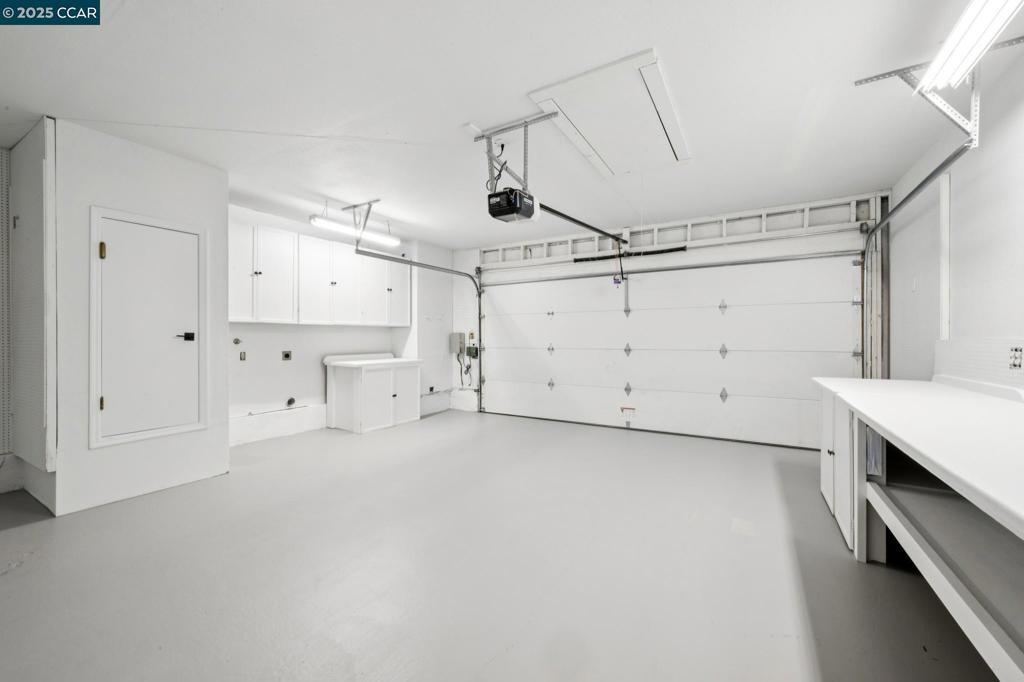 SANDPIPER COVE - Residential