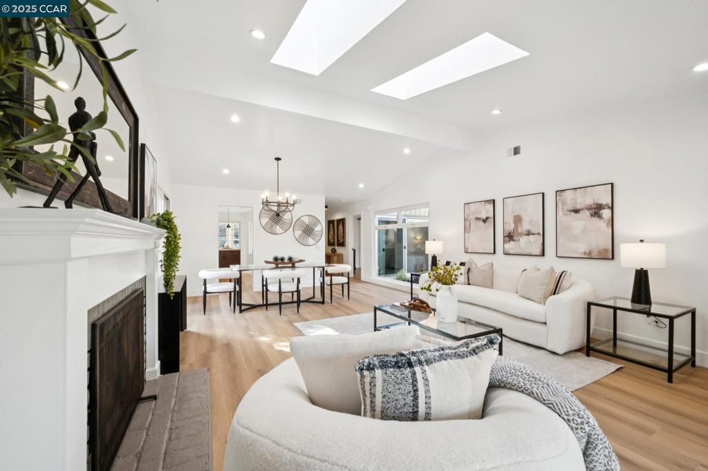 SANDPIPER COVE - Residential