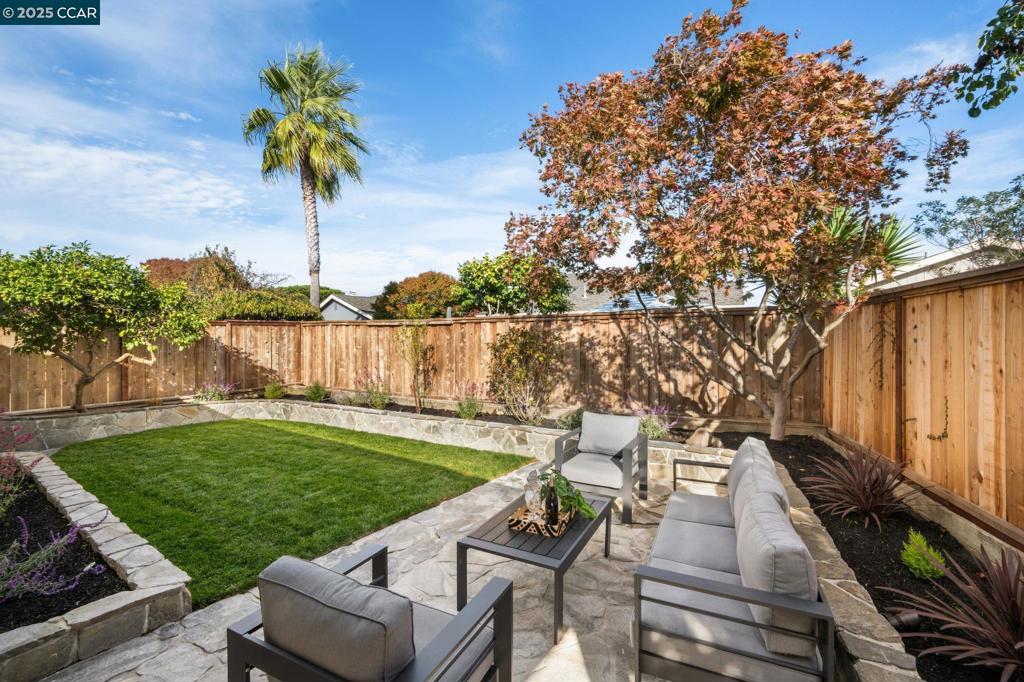 SANDPIPER COVE - Residential