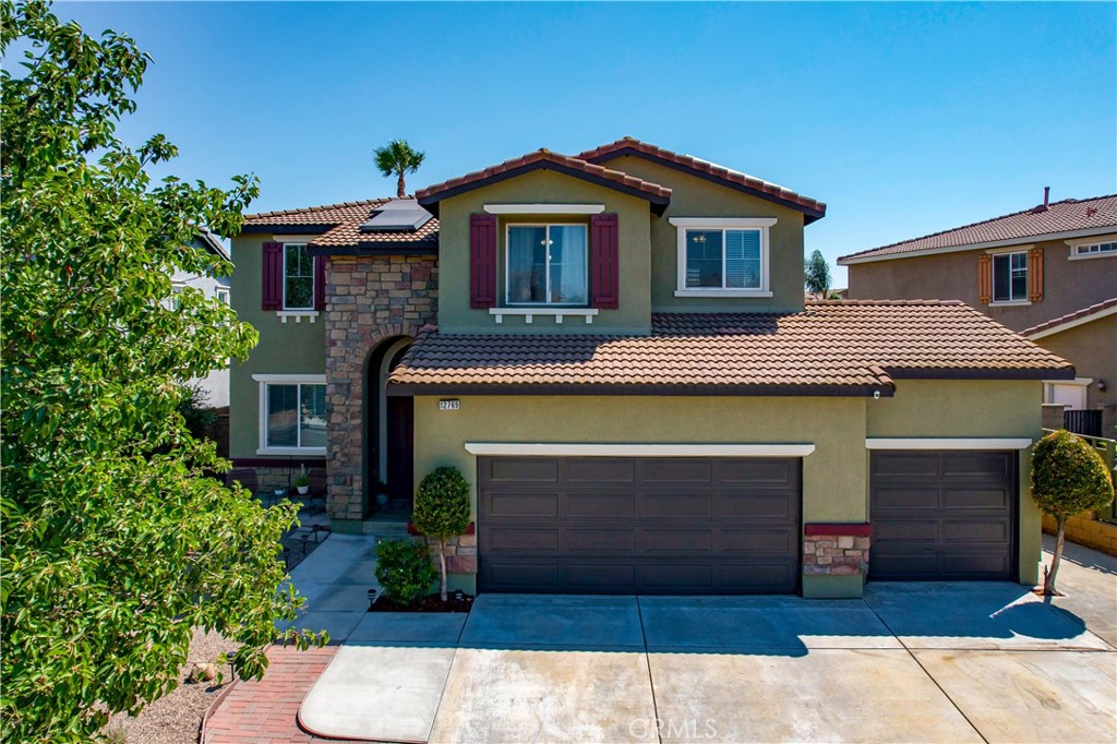 Stunning 5-Bedroom 3 bathroom, and a 3-car garage Home with PAID OFF Tesla Solar in
Prime Eastvale Location! Designed for comfort, style and efficiency, features
26 Tesla solar panels (10.4 kW, fully paid) with Net Metering 2.0, saving you
thousands on electricity each year. The bright, open floor plan boasts cathedral
ceilings and luxury vinyl flooring, with recent upgrades including a new
water heater and HVAC system with Nest technology. The spacious
family room includes a cozy fireplace, and the modern kitchen offers custom
cabinetry, a walk-in pantry, an island, and granite countertops overlooking
a landscaped backyard. Upstairs, the primary suite features a walk-in closet
and ensuite bathroom, along with three additional bedrooms and a versatile
loft. The laundry room adds convenience with a sink and cabinetry. Enjoy
the impressive backyard with an Alumawood patio cover and fruit trees,
complemented by low-maintenance front yard. Conveniently located near
top-rated schools, parks, restaurants, and shopping centers , with easy freeway
access. No HOA! Don't miss out on this opportunity!
