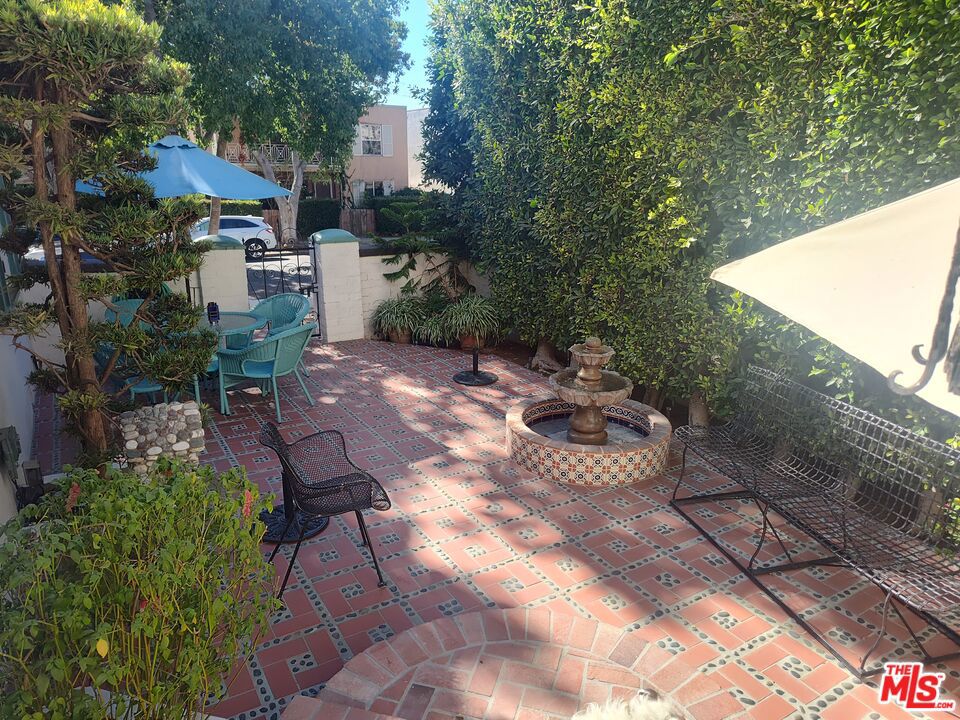 7961 Norton Avenue