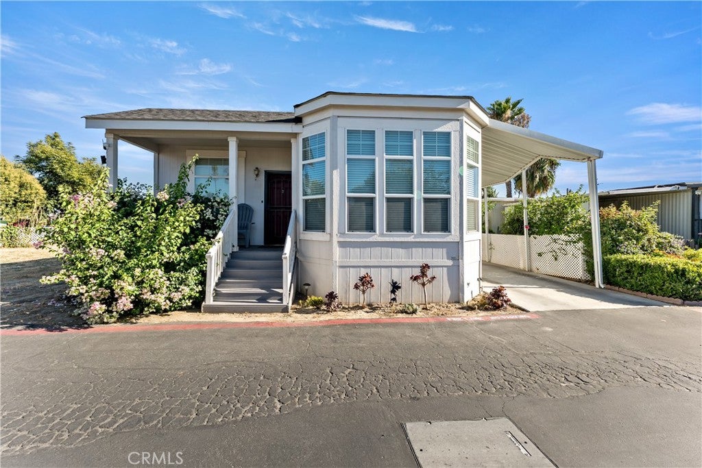 1272 Villa SPC 76