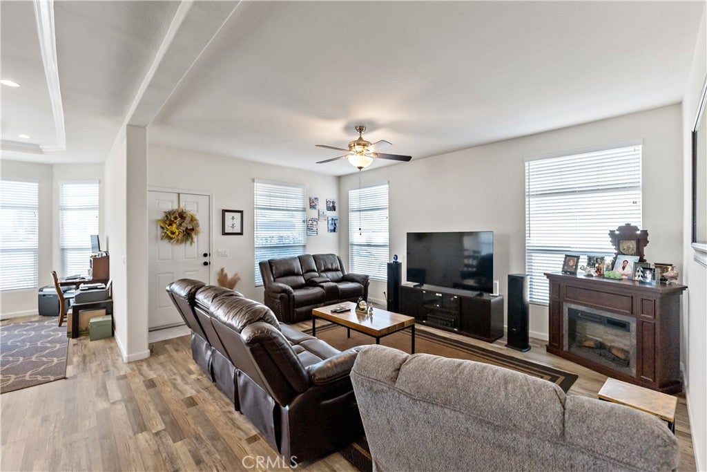 1272 Villa SPC 76