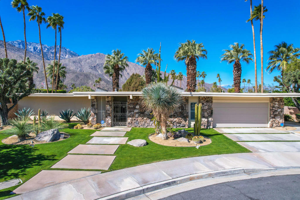 Indian Canyons - Residential