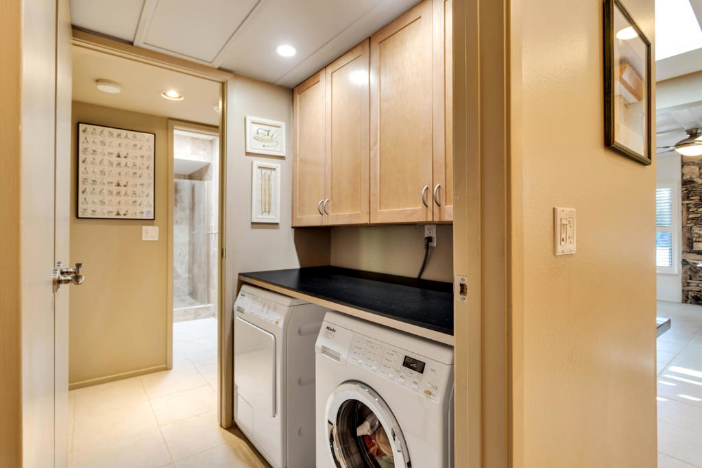 Indian Canyons - Residential