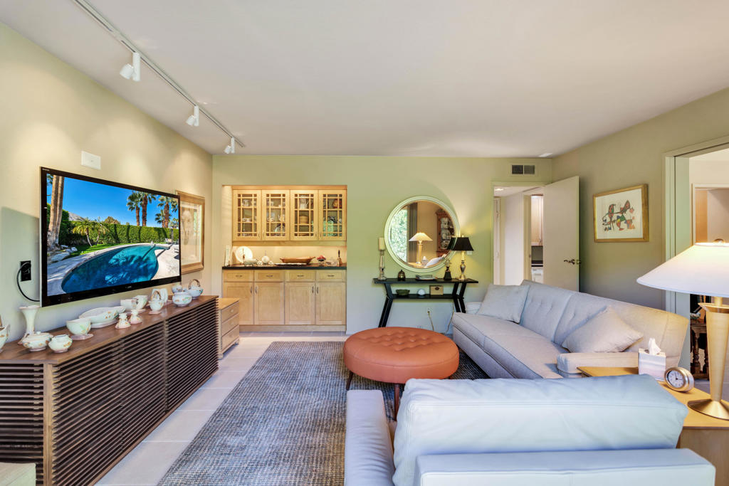 Indian Canyons - Residential