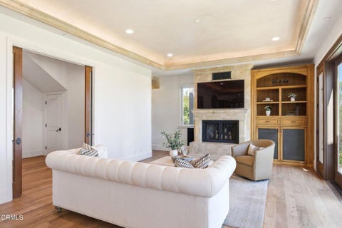 Tiny photo for 1145 W San Clemente Way, Camarillo, CA 93010 (MLS # V1-36766)