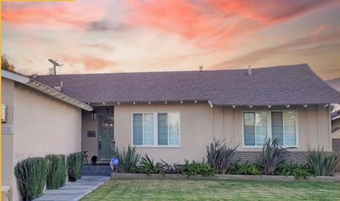 Photo of 19030 Community ST, Los Angeles, CA 91324 (MLS # SR26156101)