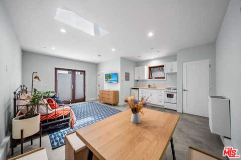 Photo of 12534 W Gilmore Avenue, Los Angeles, CA 90066 (MLS # 26865103)
