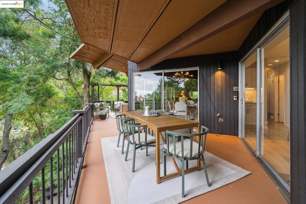 PIEDMONT PINES - Residential
