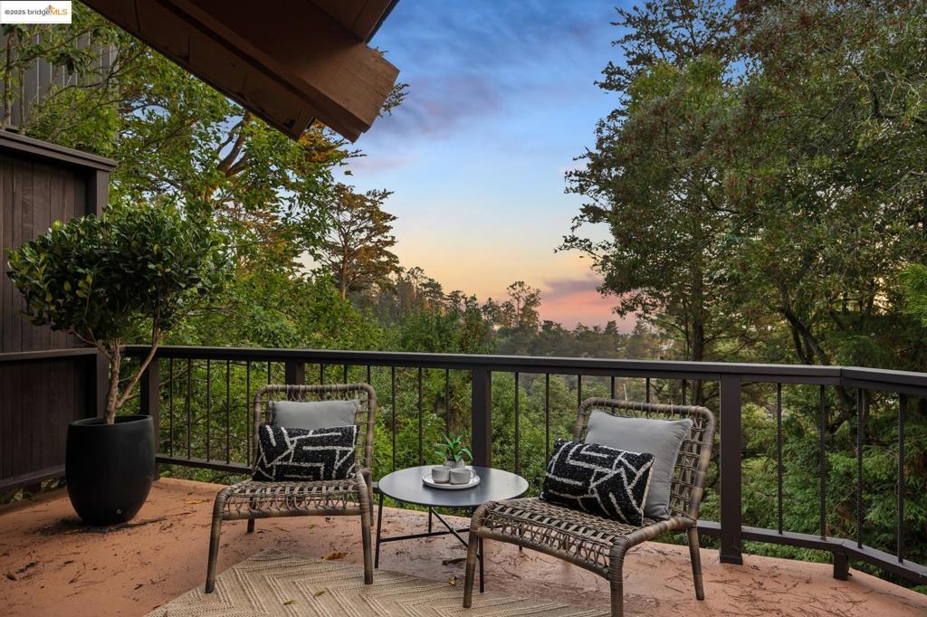 PIEDMONT PINES - Residential
