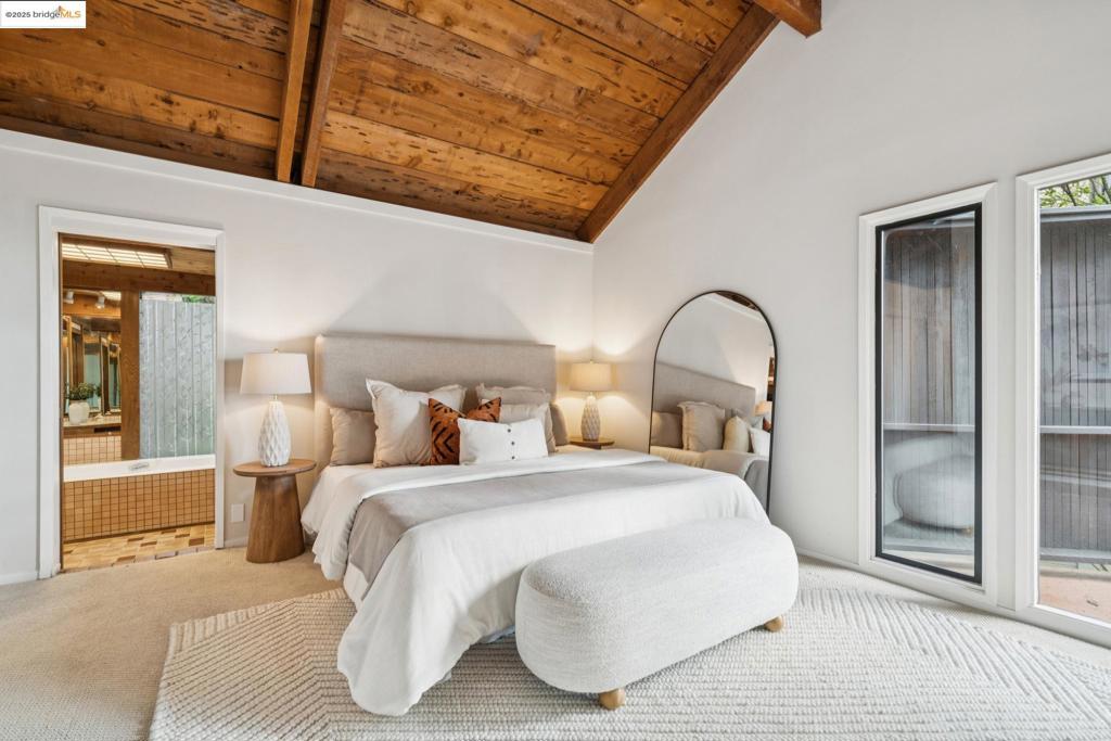 PIEDMONT PINES - Residential